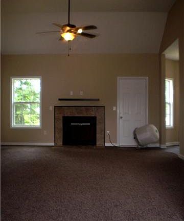 5th image of 947 Hazelwood Lot 947