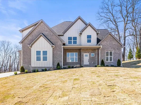 7833 Stonehenge Dr, Chattanooga, TN 37421