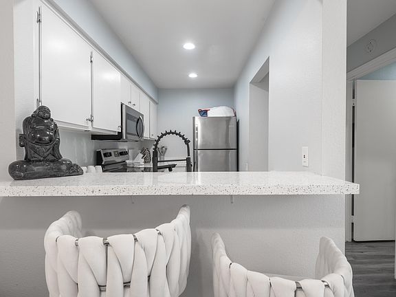 5th image of 1369 Caminito Gabaldon Unit F