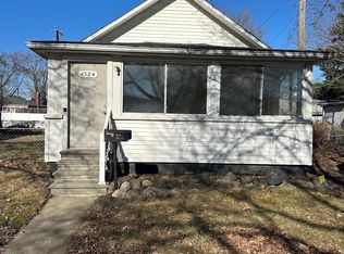 1524 Euclid St, Lincoln Park, MI 48146