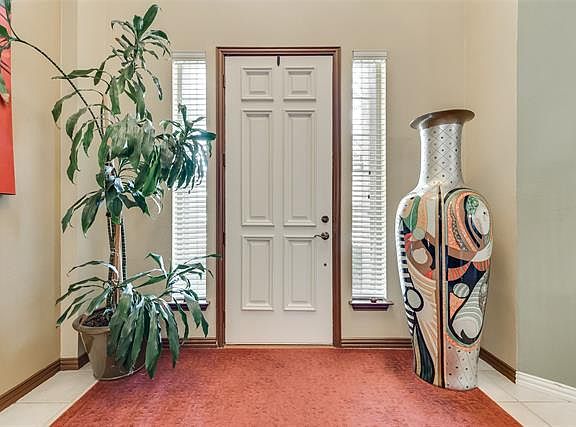 4th image of 8605 High Meadows Dr