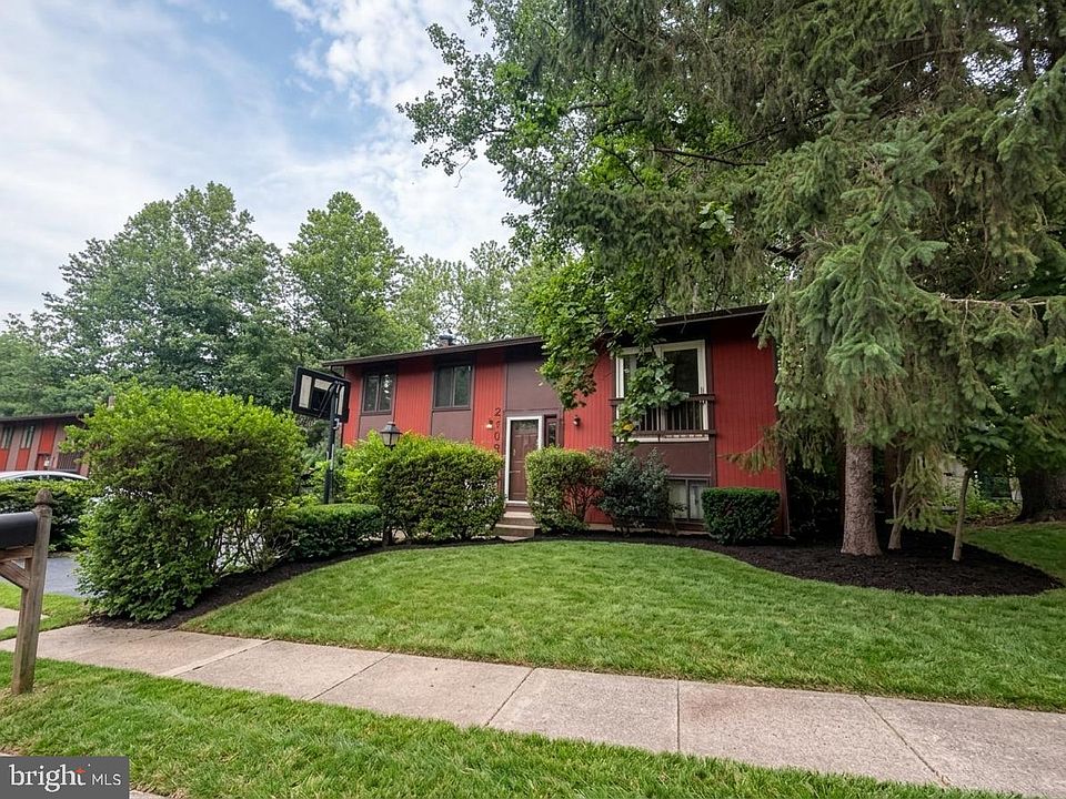 1st image of 2368 Old Trail Dr