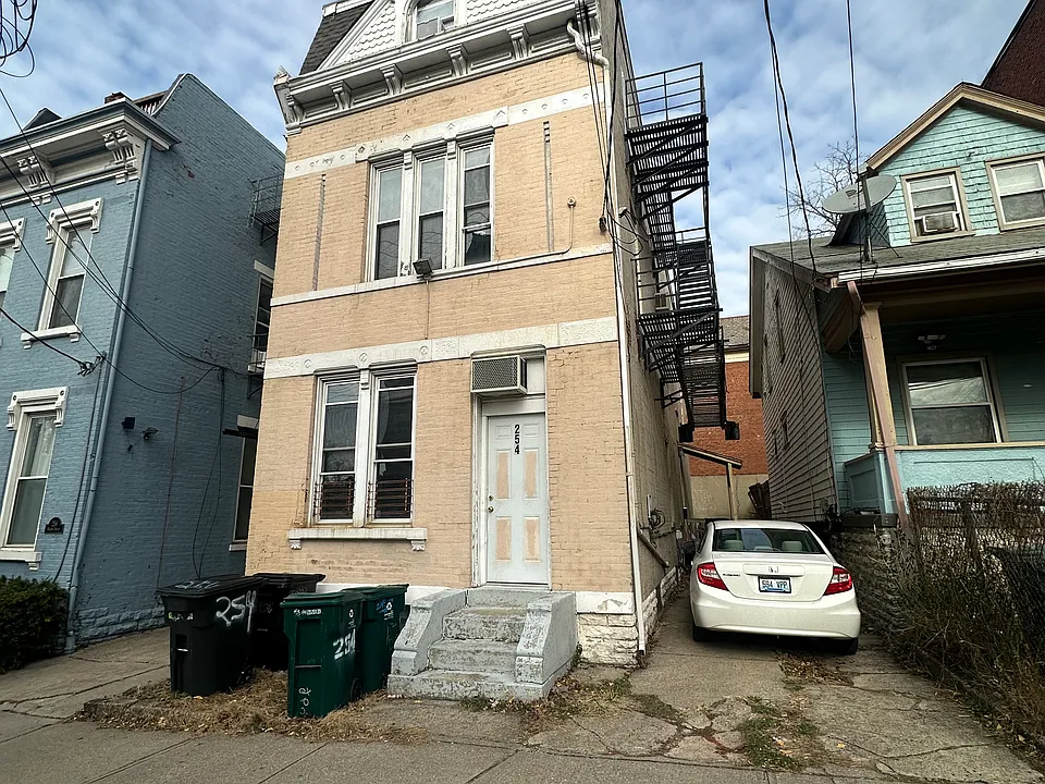 254 Warner St