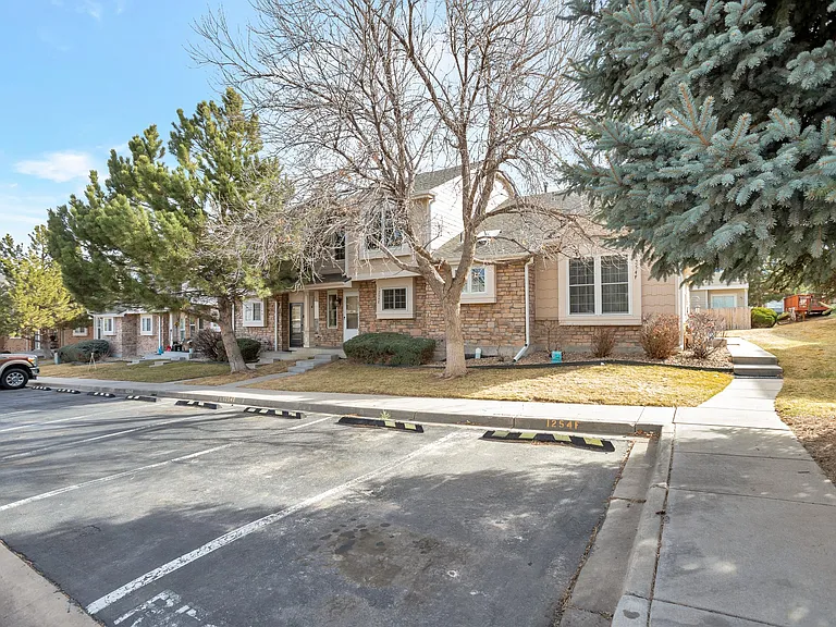 1254 S Zeno Way #E — Photo 2
