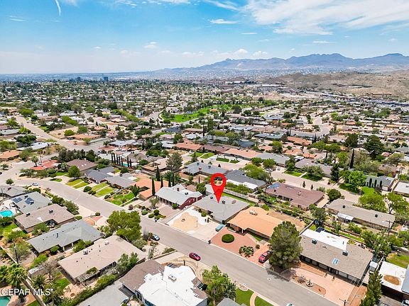 2nd image of 4015 Santa Ana Dr