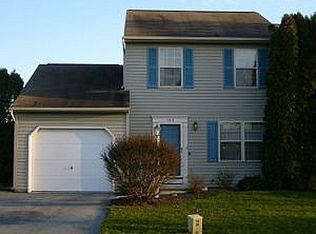 103 Meadowcroft Dr, Lancaster, PA 17603