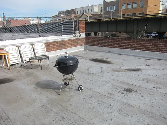 Rented by Realty 2000 Corp | media 19