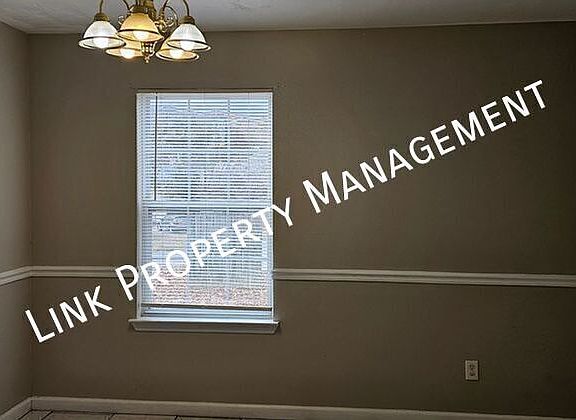 5th image of 1106 Carline Rd APT B