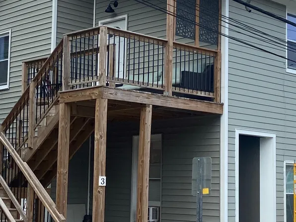 2 W Walnut St, Southgate, KY 41071