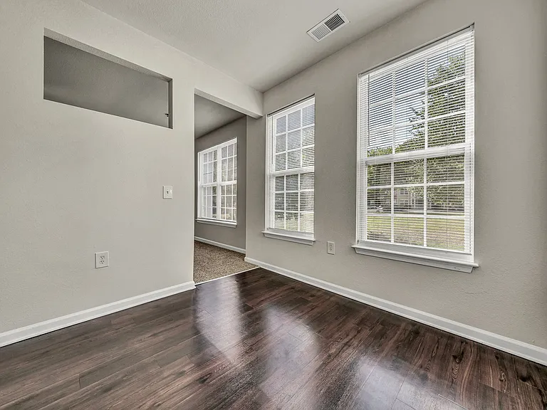 Enclave Apartments — Photo 6
