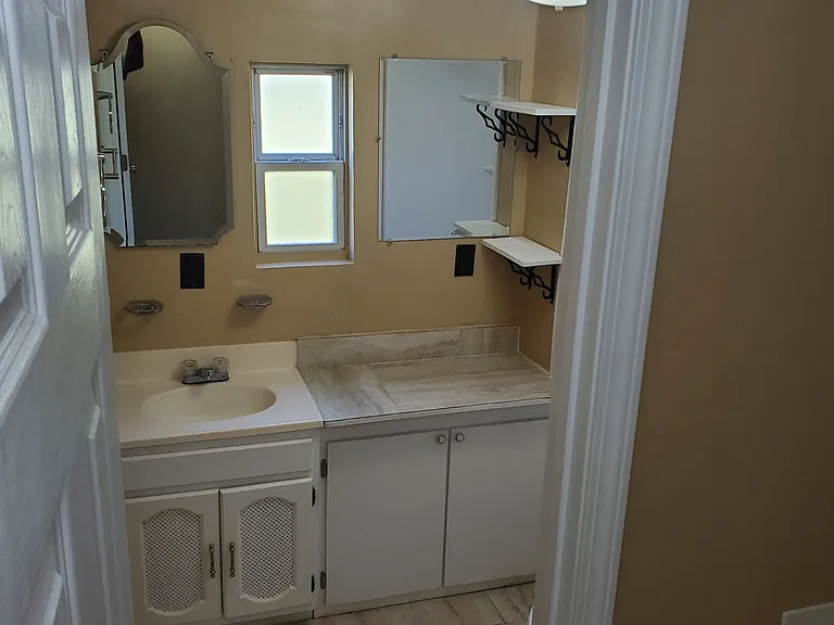 107 Chandler Ave #MANUFACTUR — Photo 41