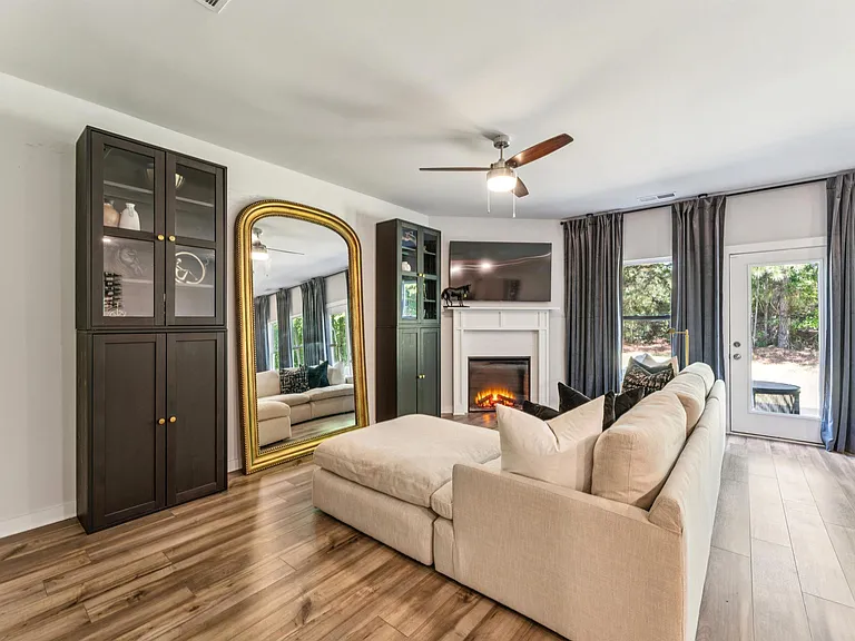 501 Polo Way — Photo 10