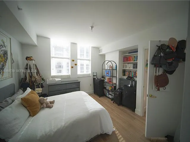 4100 Salzedo St #916 — Photo 3