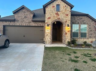 10505 Twisting Springs Dr, Aubrey, TX 76227