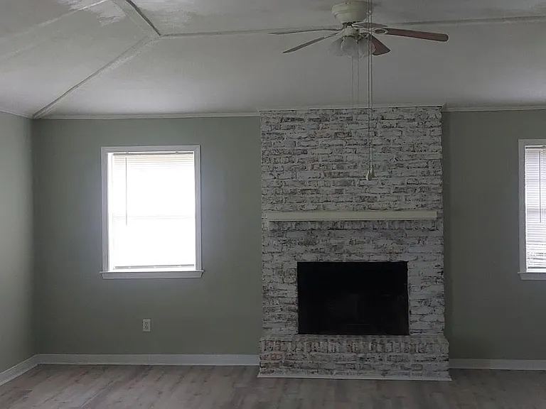 115 Sandlewood Cir N — Photo 14