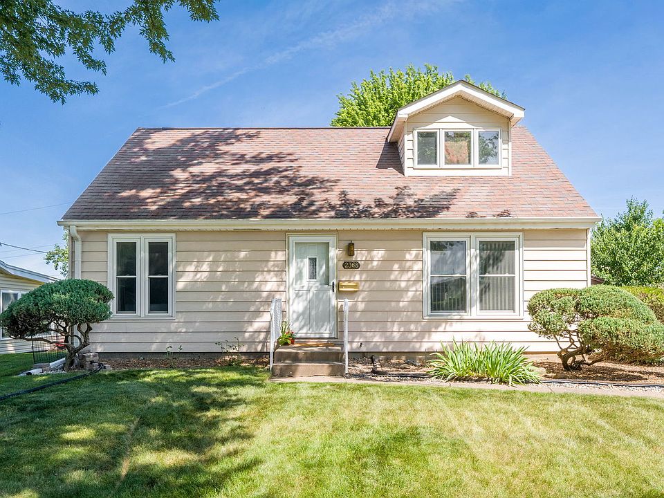 1st image of 2368 Queens Ct