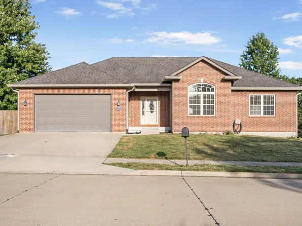 4008 Zambezi Dr, Columbia, MO 65202