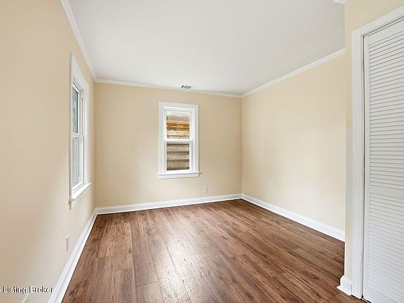5th image of 1059 Dixon Ave