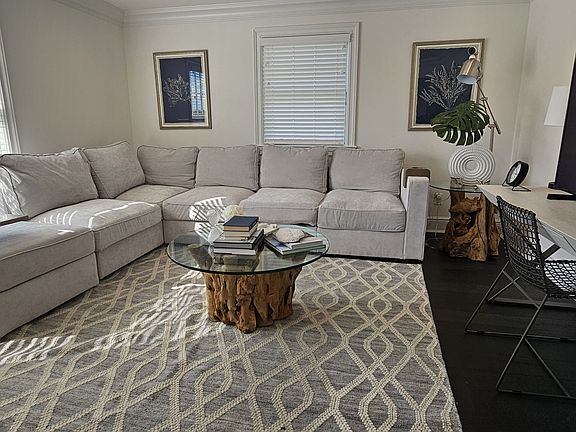 5th image of 45 Village Green Dr