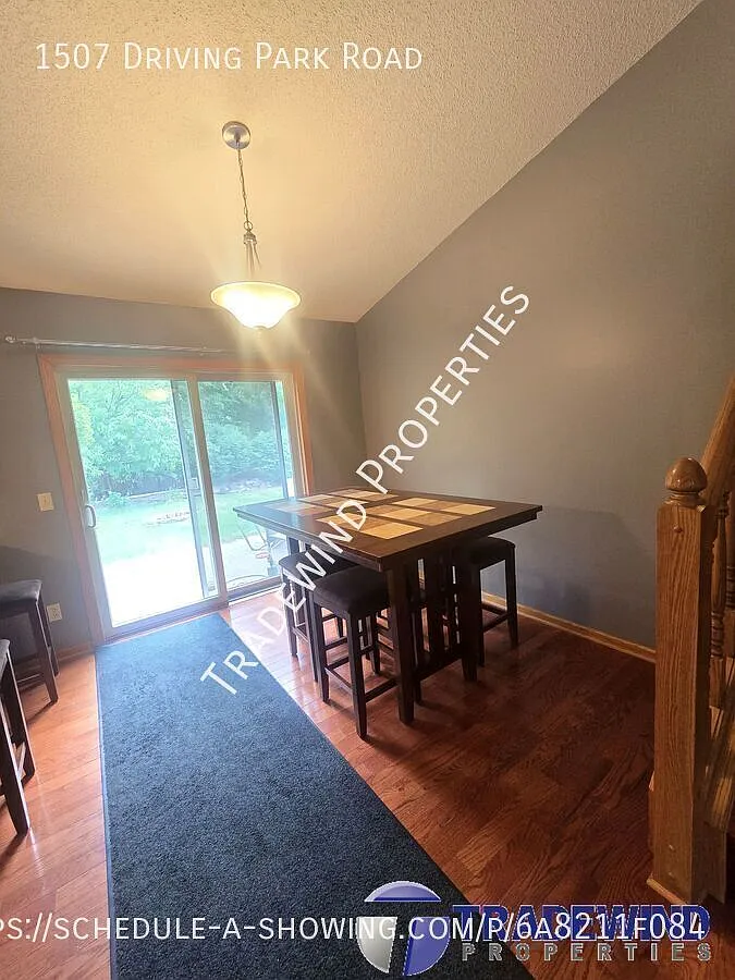 Nice 4 Bed 2 Bath Home — Photo 4