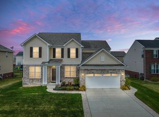 16367 Carlisle Dr, Macomb, MI 48044