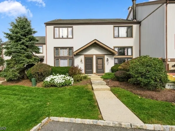 19356 Dell Pl BLDG 19 #356, Stanhope Boro, NJ 07874
