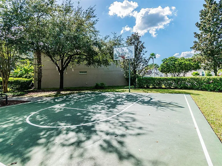 2401 Silvermoss Dr — Photo 55