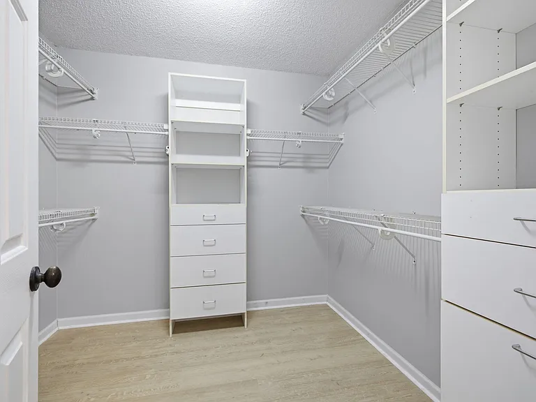 2944 Glade Aster Ct — Photo 35