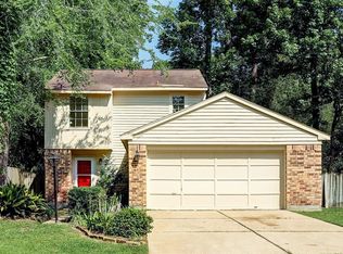 35 Fallshire Dr, Spring, TX 77381