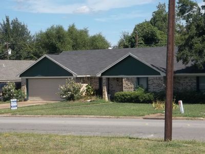 1020 N Collegiate Dr, Paris, TX, 75460