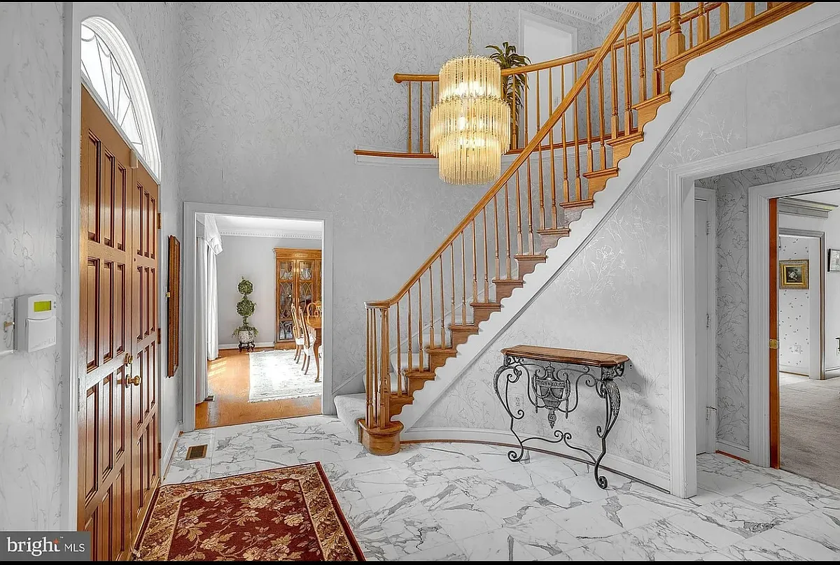 Building Photo - 10700 Hunters Run Ct