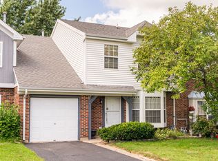 1162 Robin Dr, Carol Stream, IL 60188