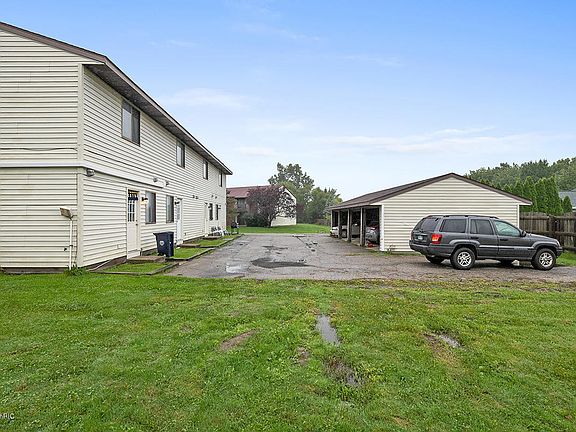 4th image of 1133 Country Ln