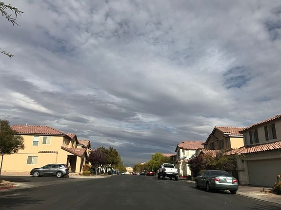 5th image of 8212 Amphora St