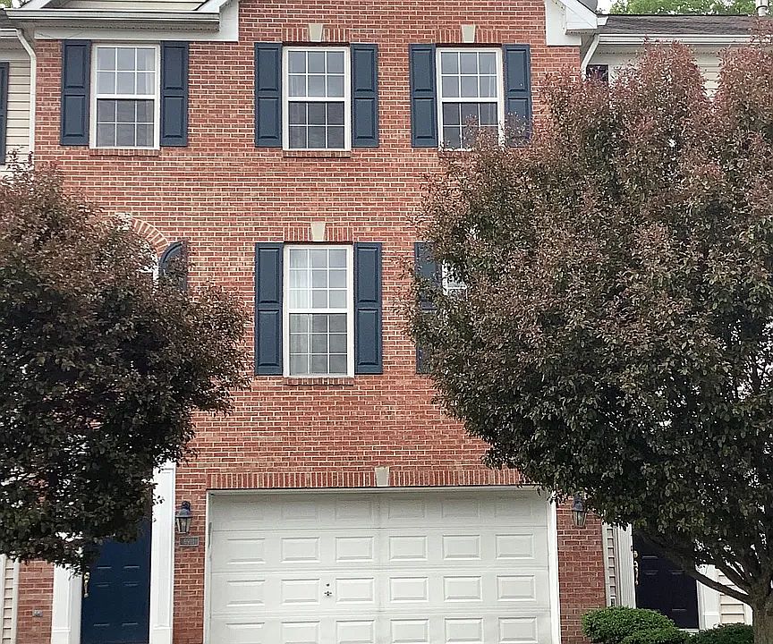 1st image of 6911 Vistamere Way