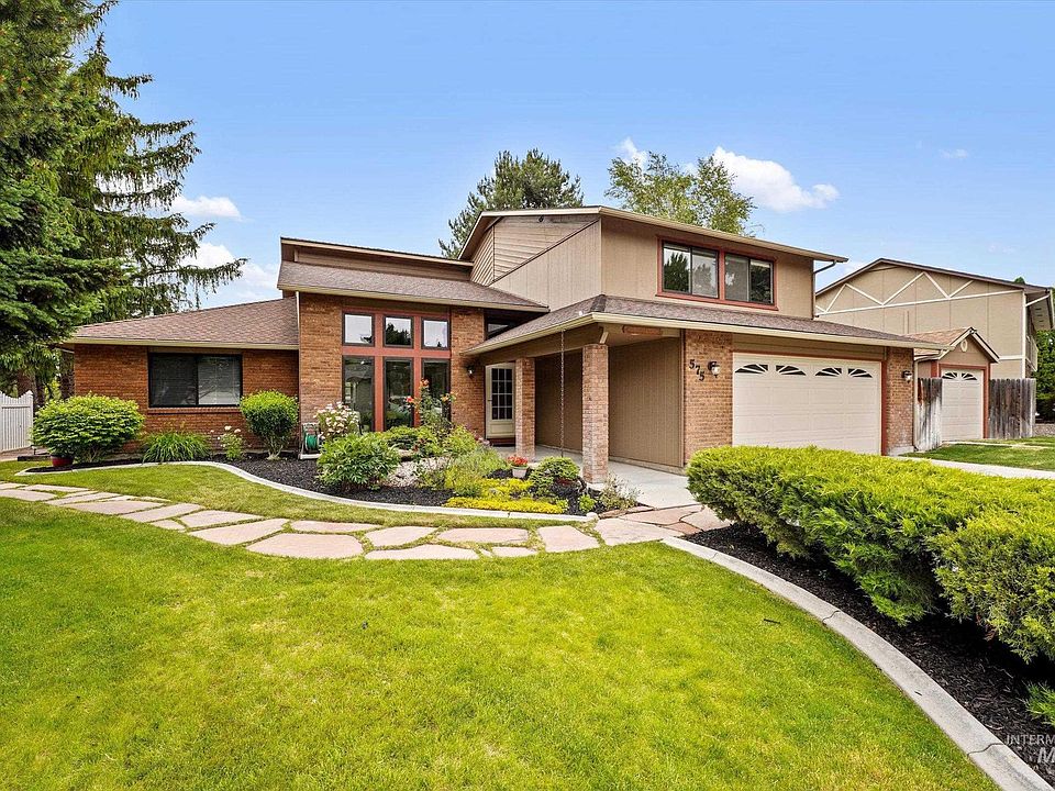 1st image of 575 N Pebble Beach Way
