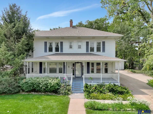 901 N 8th St, Beatrice, NE 68310