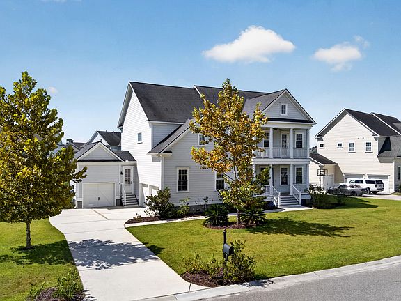 2nd image of 2909 River Vista Way