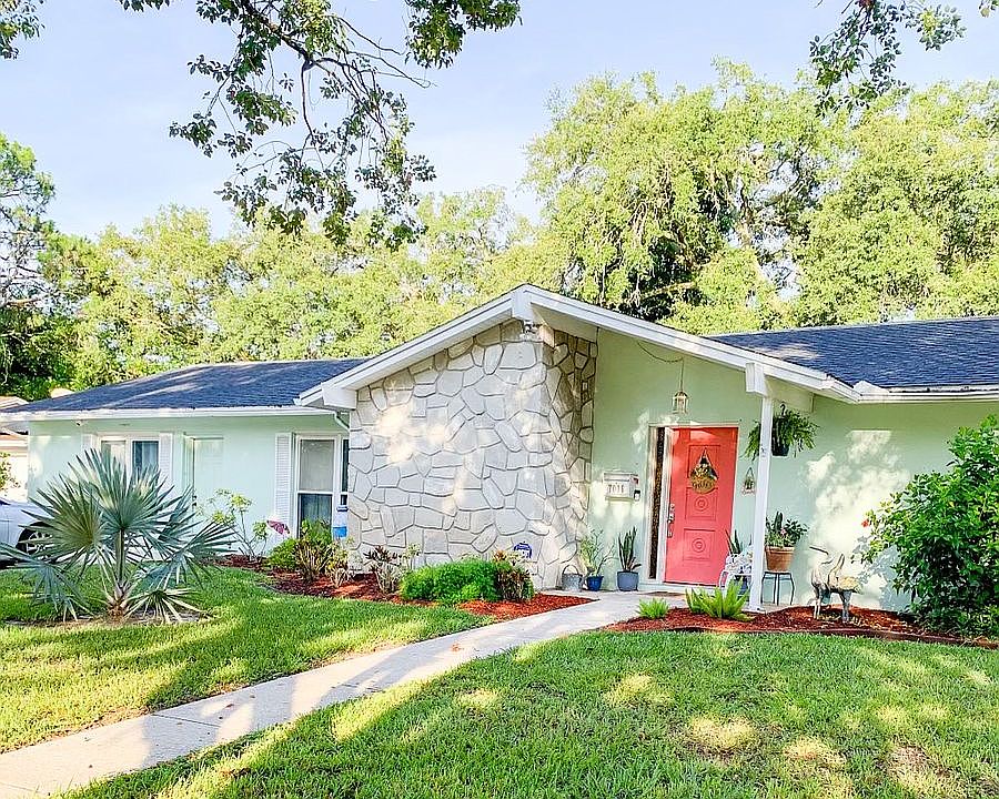 1st image of 7006 Mintwood Ct
