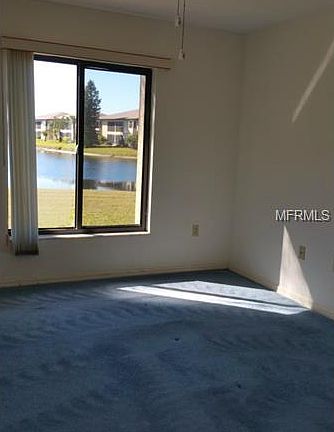 4th image of 4000 Oakview Dr #L