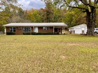 1407 Cox Creek Rd, Amity, AR 71921