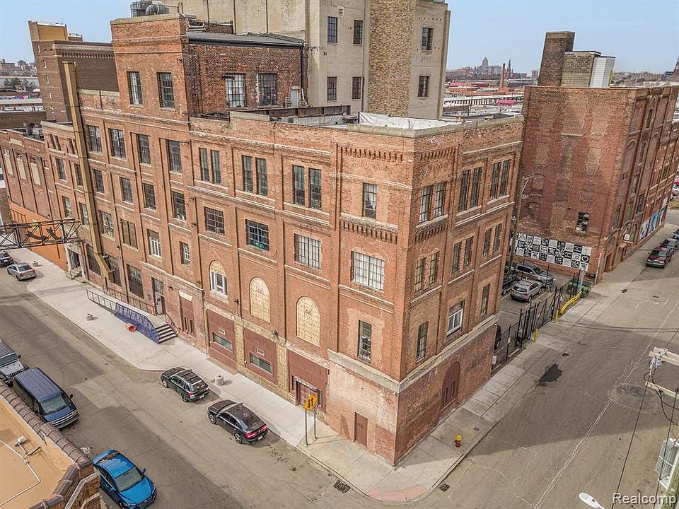 1st image of 1551 Winder St #610