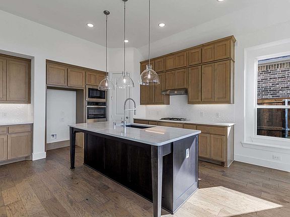 3rd image of 3036 Eccleston St