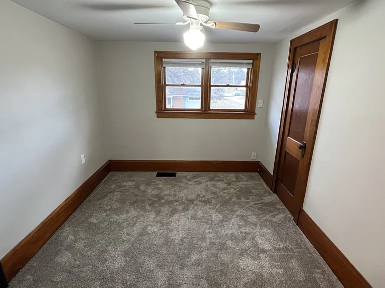 3066 Oak St — Photo 17