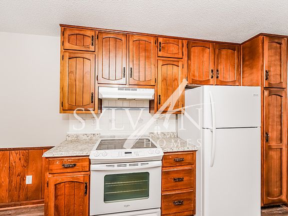 4th image of 1733 English Knoll Cir