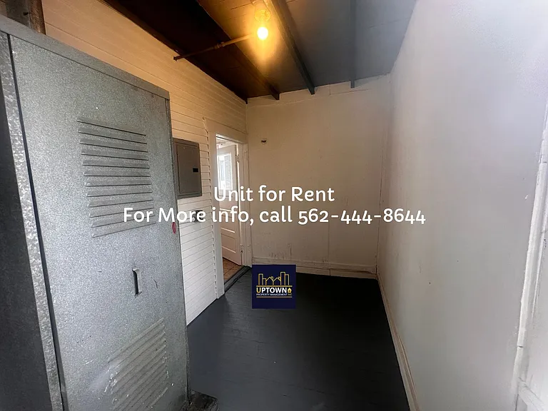 1205 1/2 Tamarind Ave — Photo 8