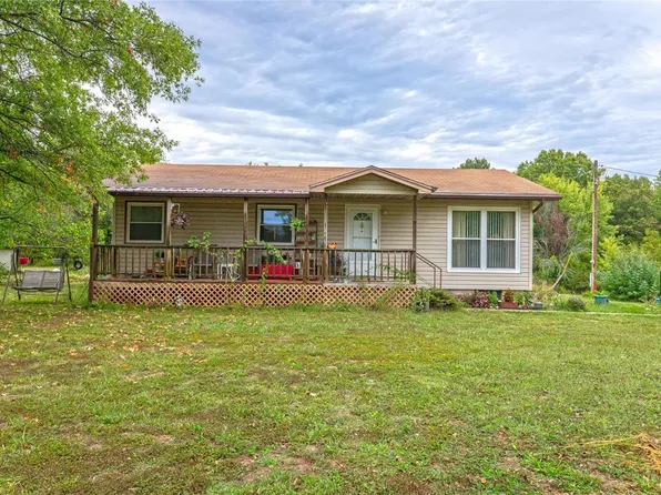 21965 Bangor Rd, Crocker, MO 65452