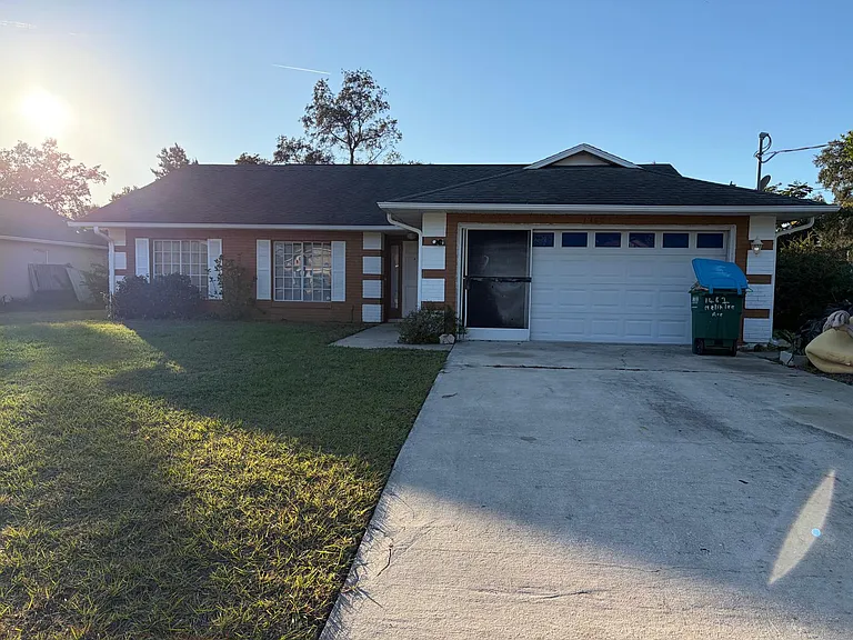 1462 Melshire Ave — Photo 1