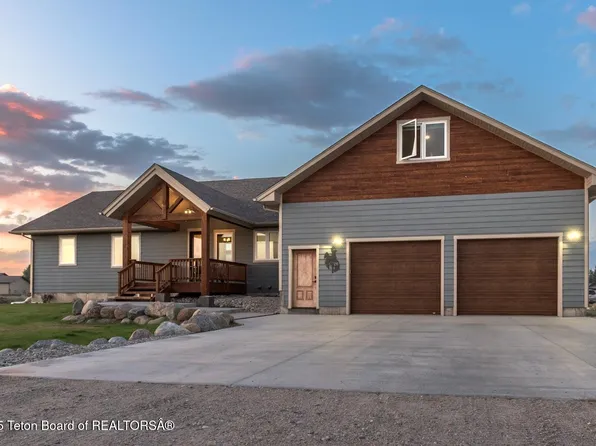 20 Granite Ln, Pinedale, WY 82941