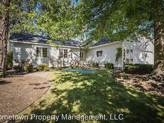 3rd image of 460 S Jennie Ln